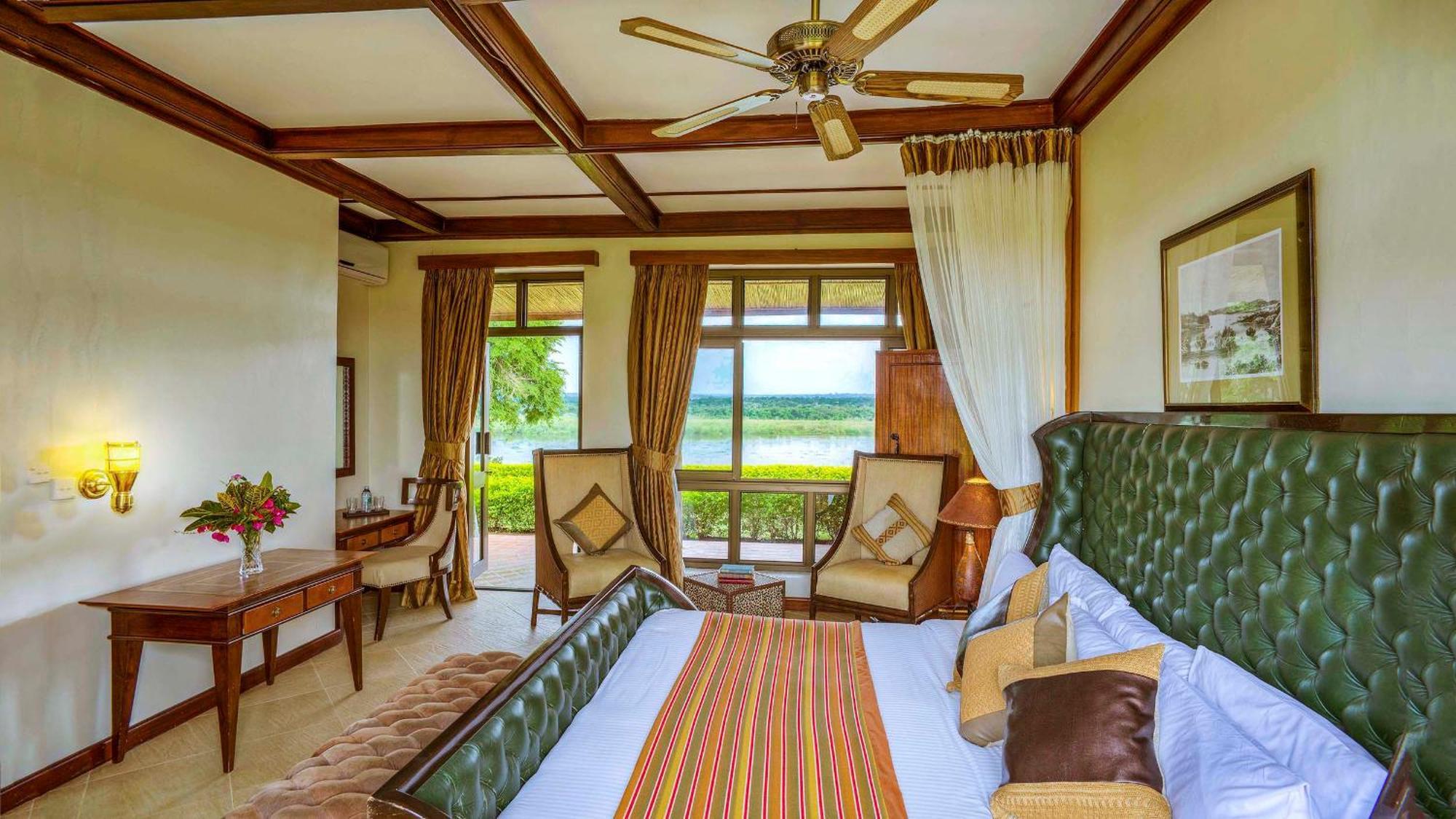 Paraa Safari Lodge Bagian luar foto