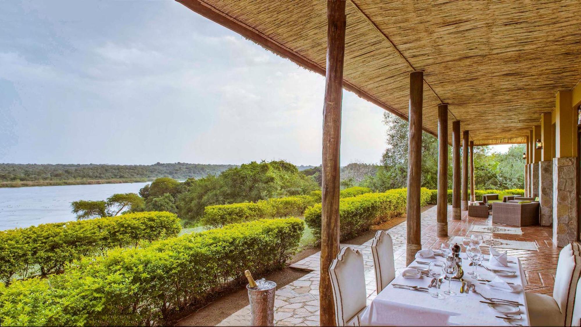 Paraa Safari Lodge Bagian luar foto