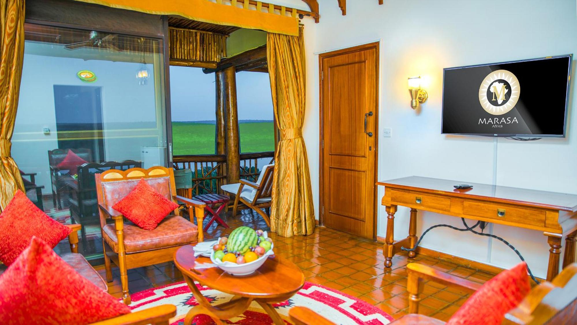 Paraa Safari Lodge Bagian luar foto
