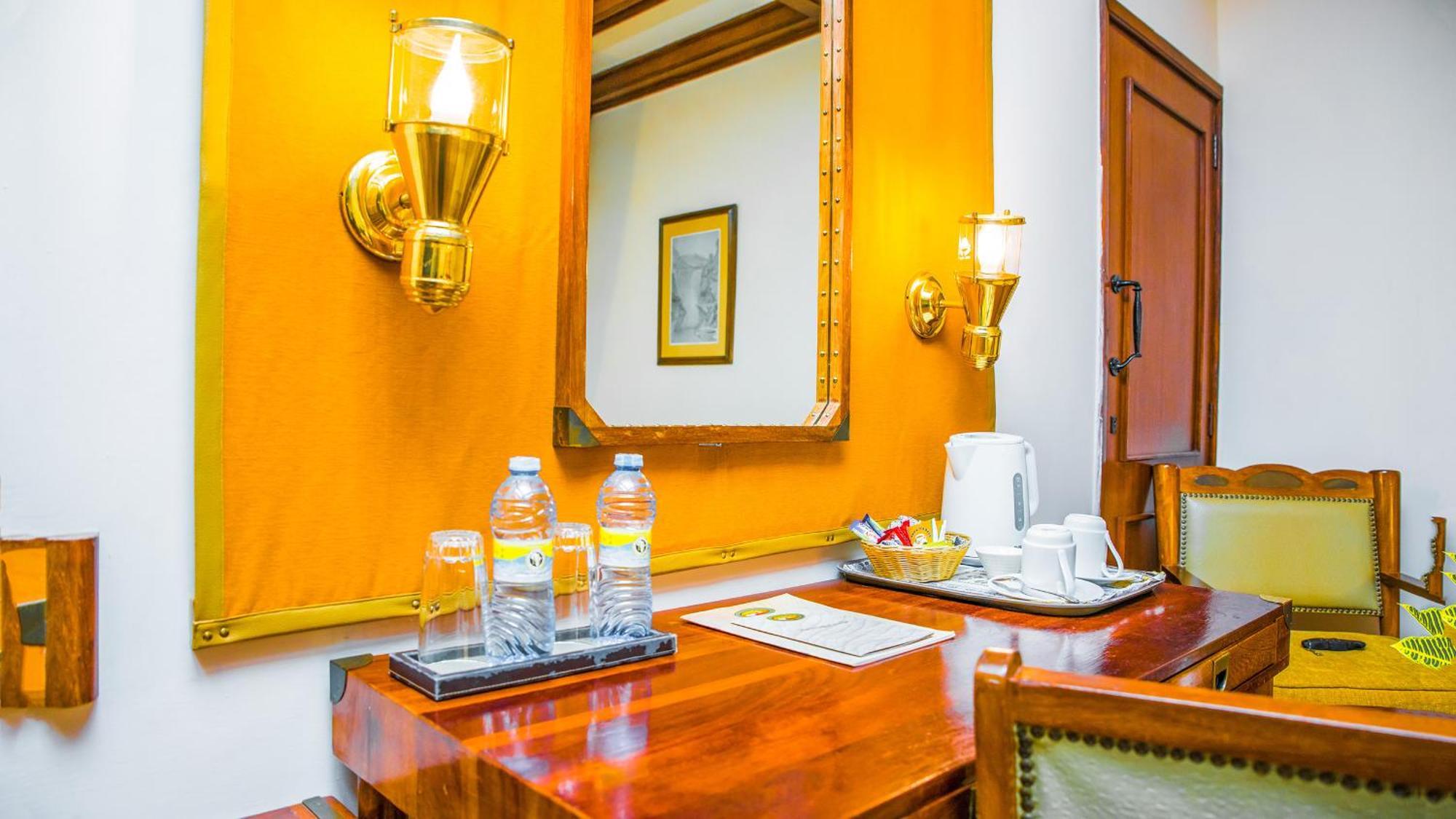 Paraa Safari Lodge Bagian luar foto